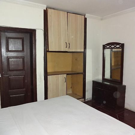 Safari Hotel Upper Mall Lahore Eksteriør bilde